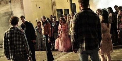 Cartel de La vuelta de los muertos vivientes