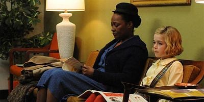 Cartel de The Chrysanthemum and the Sword