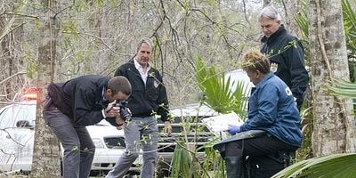 Cartel de Crescent City - Part 1