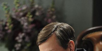 Cartel de Tying The Knot