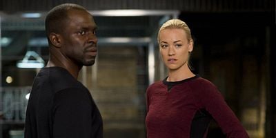 Cartel de 10:00 p.m.-11:00 a.m.