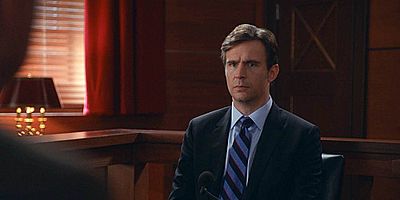 Cartel de Parallel Construction, Bitches