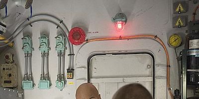 Cartel de Deep Trouble - Part 2