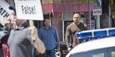 Cartel de Field of Fire