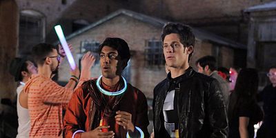 Cartel de Friends in Low Places