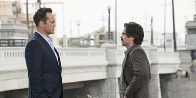 Cartel de Night Finds You