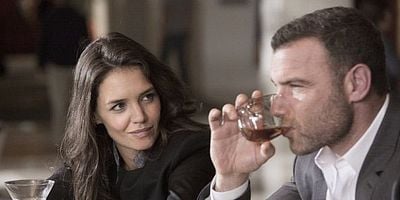 Cartel de Swing Vote