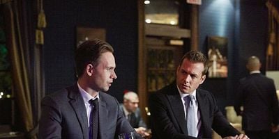 Cartel de Invitados indeseados