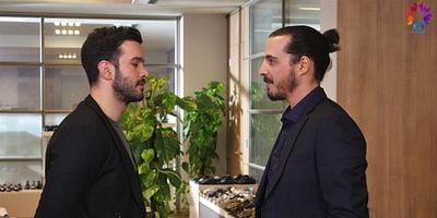 Cartel de Kiralık Aşk 33.Bölüm