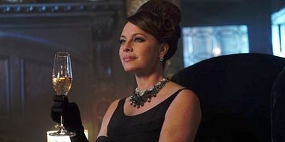 Cartel de Mad Grey Dawn