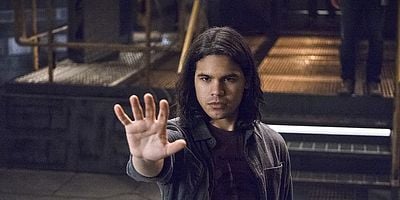 Cartel de Versus Zoom