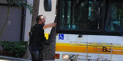 Cartel de Pa'a ka 'ipuka i ka 'upena nananana