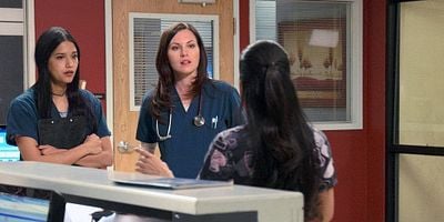 Cartel de The Thing with Feathers