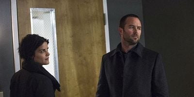 Cartel de Borrow or Rob