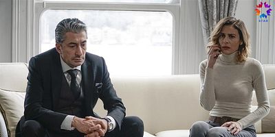 Cartel de Paramparça 92.Bölüm