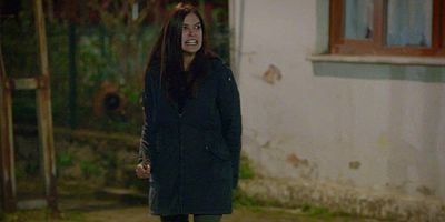 Cartel de Kırgın Çiçekler 78.Bölüm