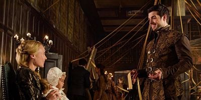 Cartel de Pulling Strings