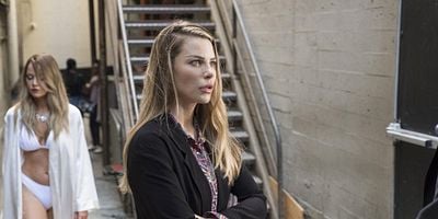 Cartel de Welcome Back, Charlotte Richards