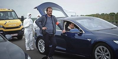 Cartel de Connectée