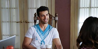 Cartel de Chapter Seventy Five