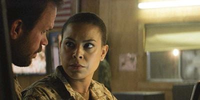 Cartel de No Man's Land