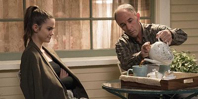 Cartel de Giving Up The Ghost