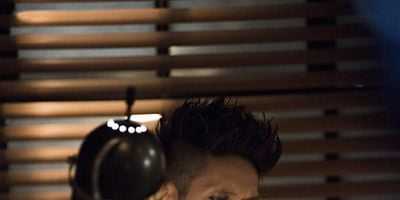 Cartel de Stronger Than Heaven