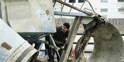 Cartel de The Strongest Among Us