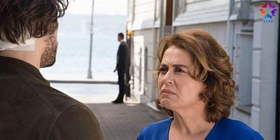 Cartel de Fazilet Hanım ve Kızları 46.Bölüm