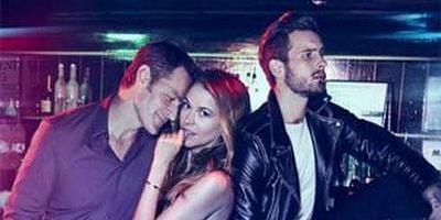 Cartel de A Kiss is Just a Kiss