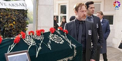 Cartel de Ufak Tefek Cinayetler 40.Bölüm