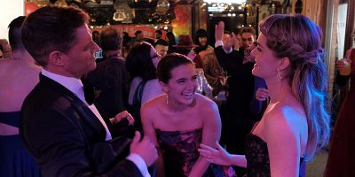 Cartel de Plus It Up