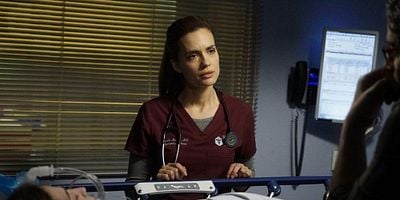 Cartel de Forever Hold Your Peace