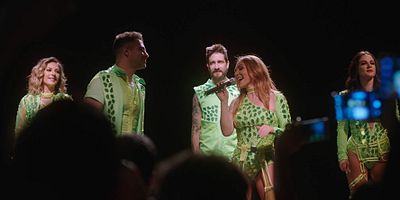 Cartel de Enloquéceme yei yei yei