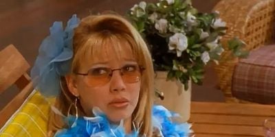 Cartel de Last Year's Model