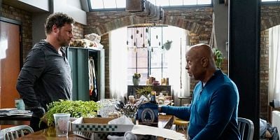 Cartel de Nothing Left to Cling To