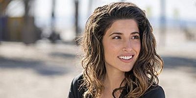 Cartel de Full Circle