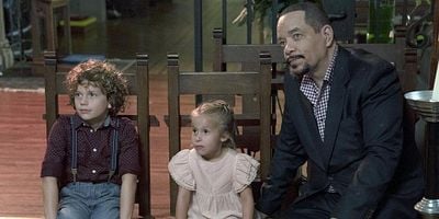 Cartel de The Burden of Our Choices