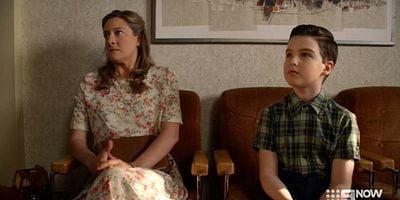 Cartel de Quirky Eggheads and Texas Snow Globes