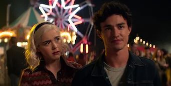 Cartel de Heavy is The Crown