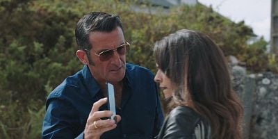 Cartel de El león enjaulado