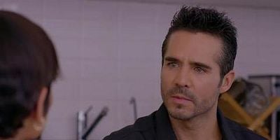 Cartel de Traición peligrosa