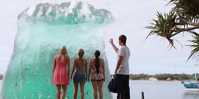 Cartel de A Visit from the East