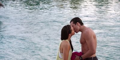 Cartel de Turning the Tide