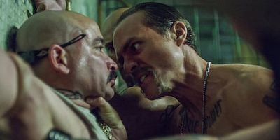 Cartel de Ocultan a Linda