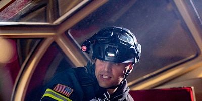 Cartel de What's Next ?