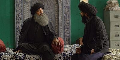 Cartel de Fight Fire With Fire