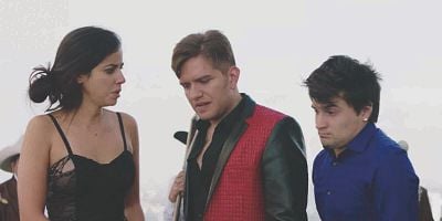 Cartel de Movimiento Alternado