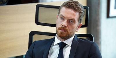 Cartel de Doğduğun Ev Kaderindir 16.Bölüm