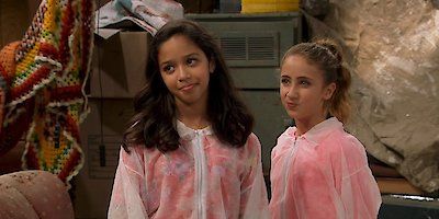 Cartel de Caved & Confused